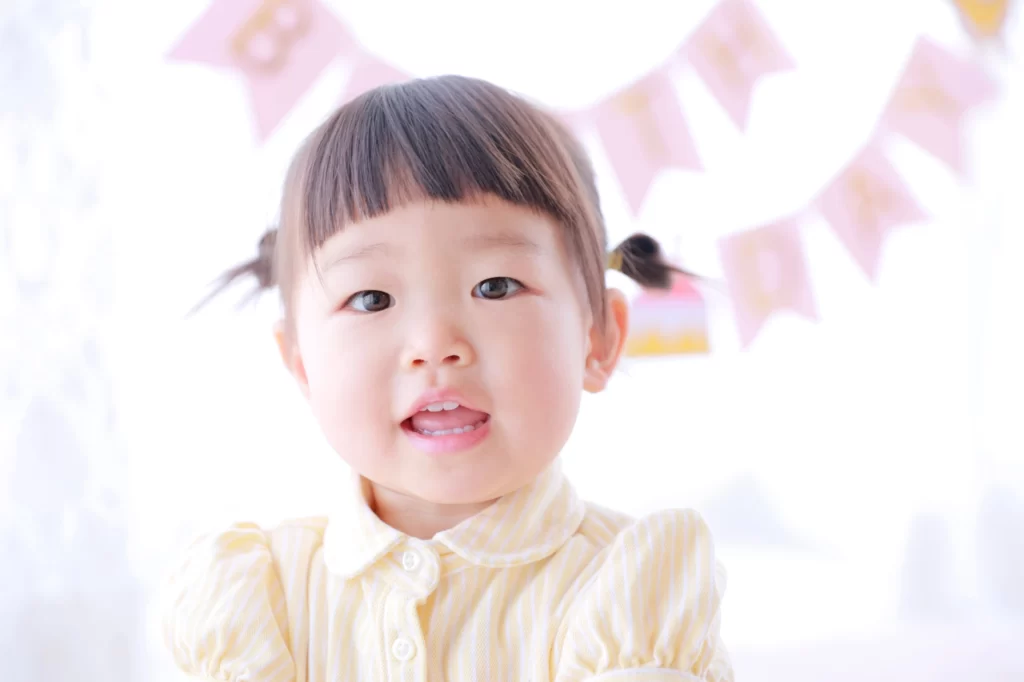 PhotoStudioLiange（リアンジュ湘南）の誕生日記念撮影・1歳の誕生日写真（ファーストバースデーフォト）や、4歳5歳10歳の成長記録まで