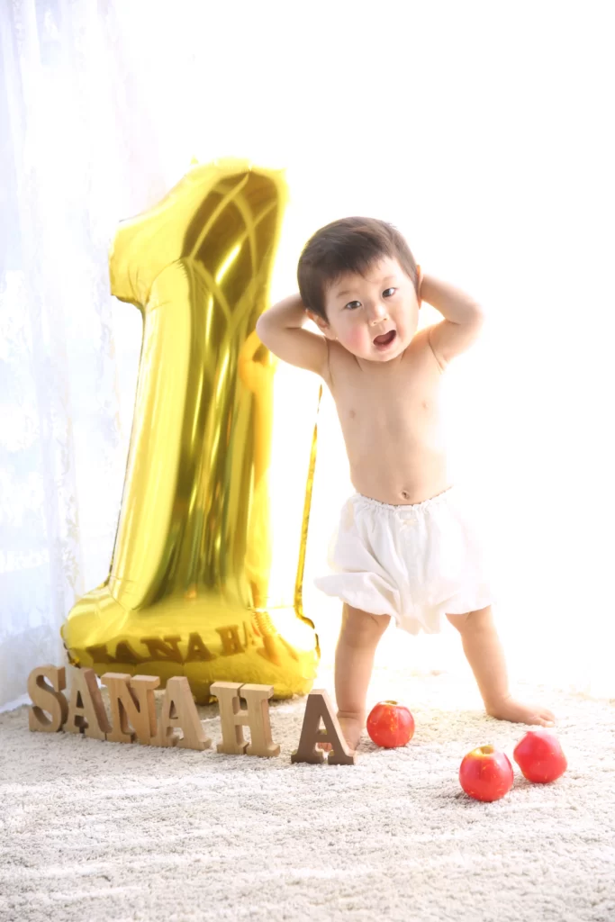 PhotoStudioLiange（リアンジュ湘南）の誕生日記念撮影・1歳の誕生日写真（ファーストバースデーフォト）や、4歳5歳10歳の成長記録まで