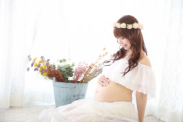 PhotoStudioLiange（リアンジュ湘南）のマタニティフォト・妊婦と家族でスタジオ写真撮影