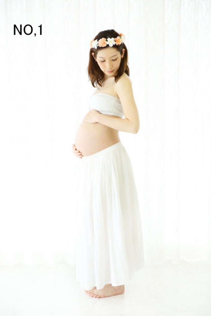 PhotoStudioLiange（リアンジュ湘南）のマタニティフォト・妊婦と家族でスタジオ写真撮影_Maternity Costume