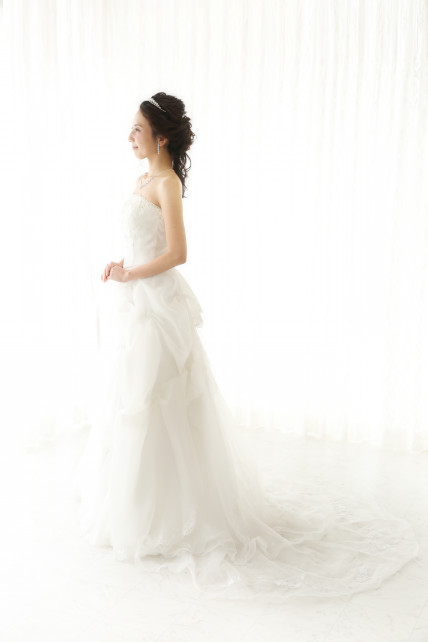 PhotoStudioLiange（リアンジュ湘南）のウェディングフォト・結婚式前撮りのブライダル写真撮影での貸し出しドレス*６号　クラウディアラブリー